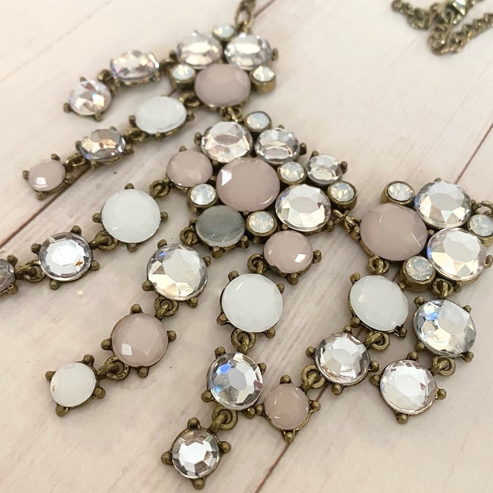 Beautiful sparkle and pastel colored necklace - Picture 6 of 6